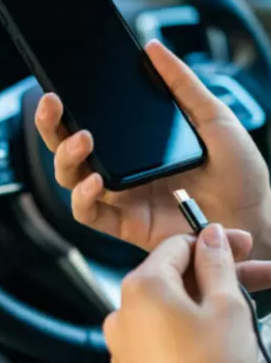 Como Escolher um Bom Carregador Veicular para Smartphone?
